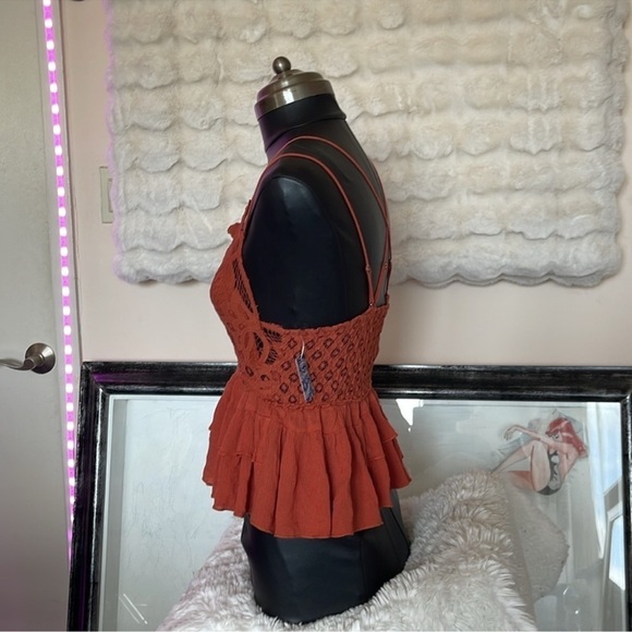 NEW Free People Adella Crochet Lace Ruffled Cami Spaghetti Strap Tank -R… - Picture 10 of 10